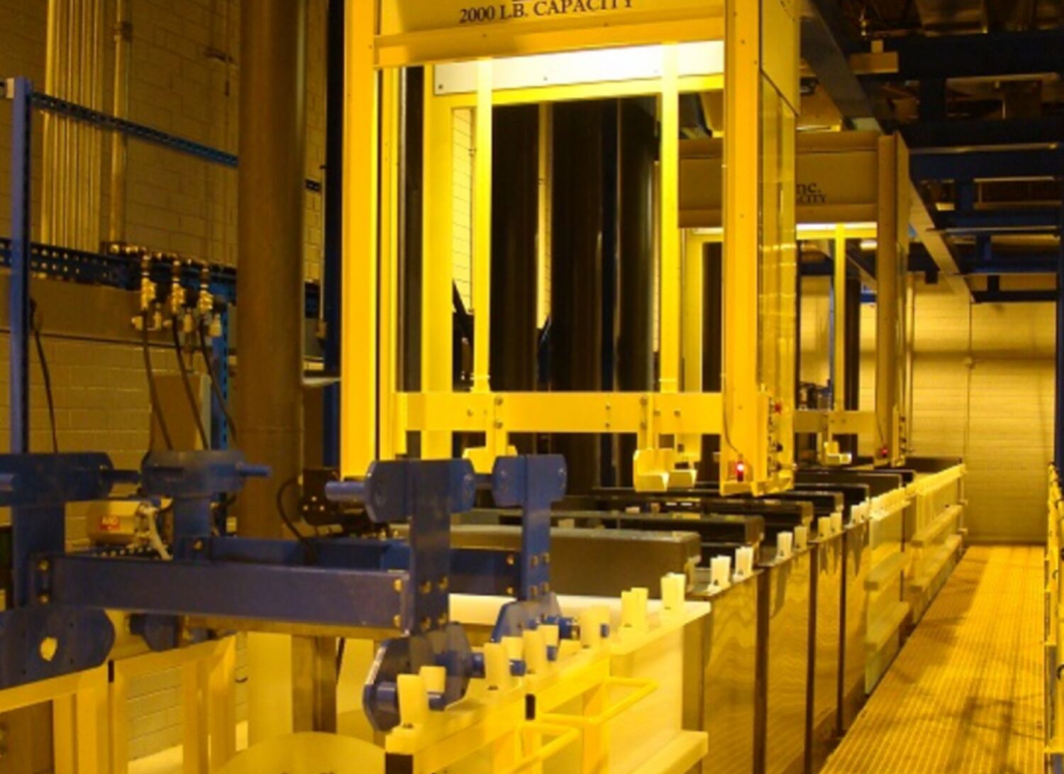 Automated hoist detail
